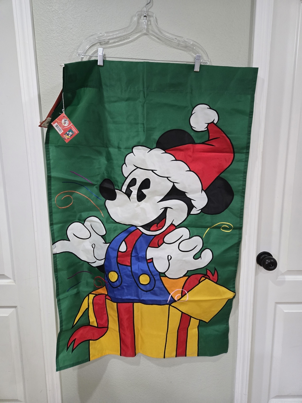 Large Decorative Mickey Mouse Indoor Outdoor Christmas Flag Disney